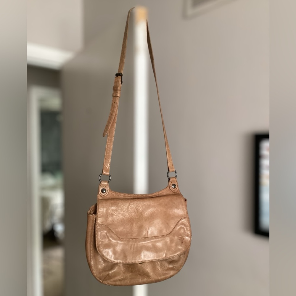 Frye Melissa Leather Saddle Bag Crossbody Tan 10x11x3